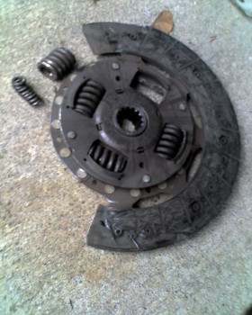 The clutch-disc from my GTU did not like hauling another car across the country...