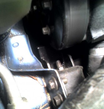 'Retta Ft Eng Mt.jpg (172.32 KiB) Viewed 3602 times Front Engine Mount in my '90 'Retta, using a 3400 block.
